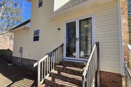 2101 Bedford Way photo 4