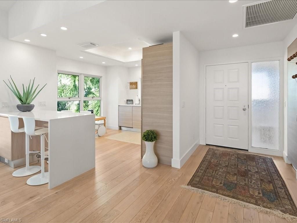 4500 Gulf Shore Blvd N, Unit 1-311, Naples, FL 34103 Photo