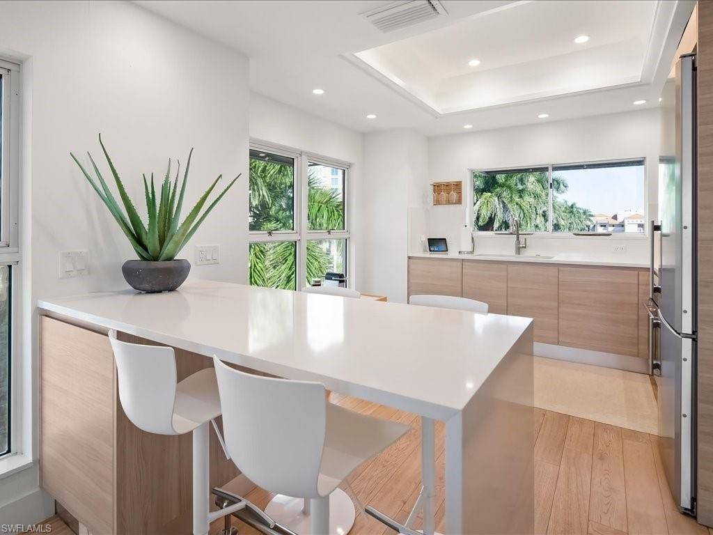 4500 Gulf Shore Blvd N, Unit 1-311, Naples, FL 34103 Photo