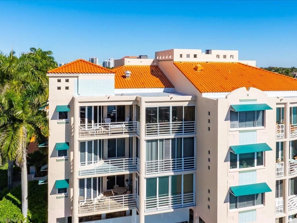 4500 Gulf Shore Blvd N, Unit 1-311, Naples, FL 34103 Photo