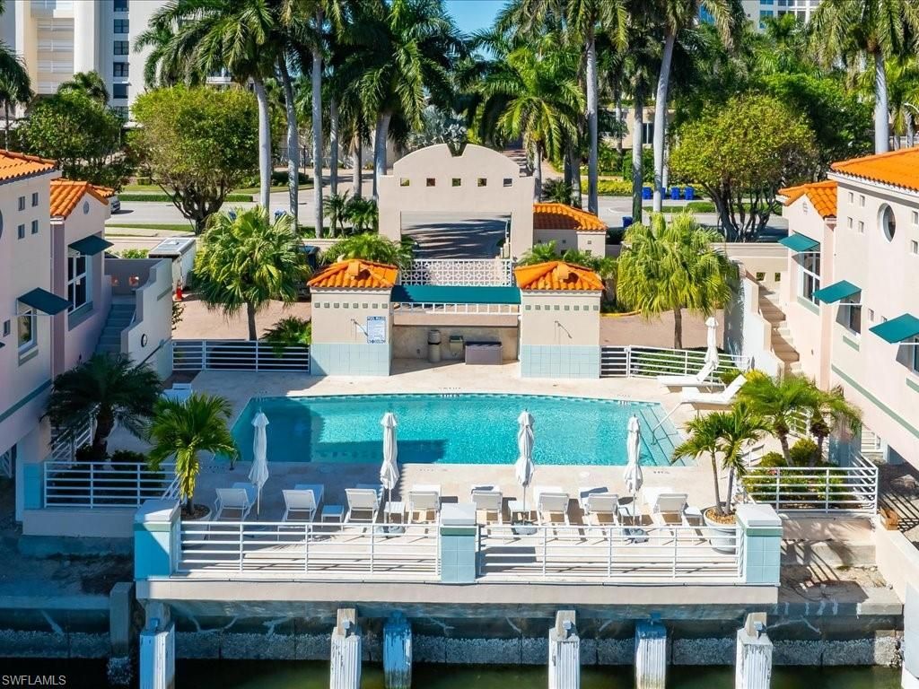 4500 Gulf Shore Blvd N, Unit 1-311, Naples, FL 34103 Photo