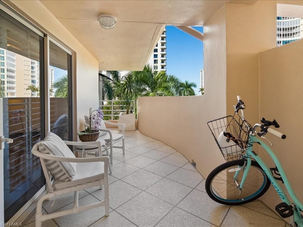 4500 Gulf Shore Blvd N, Unit 1-311, Naples, FL 34103 Photo