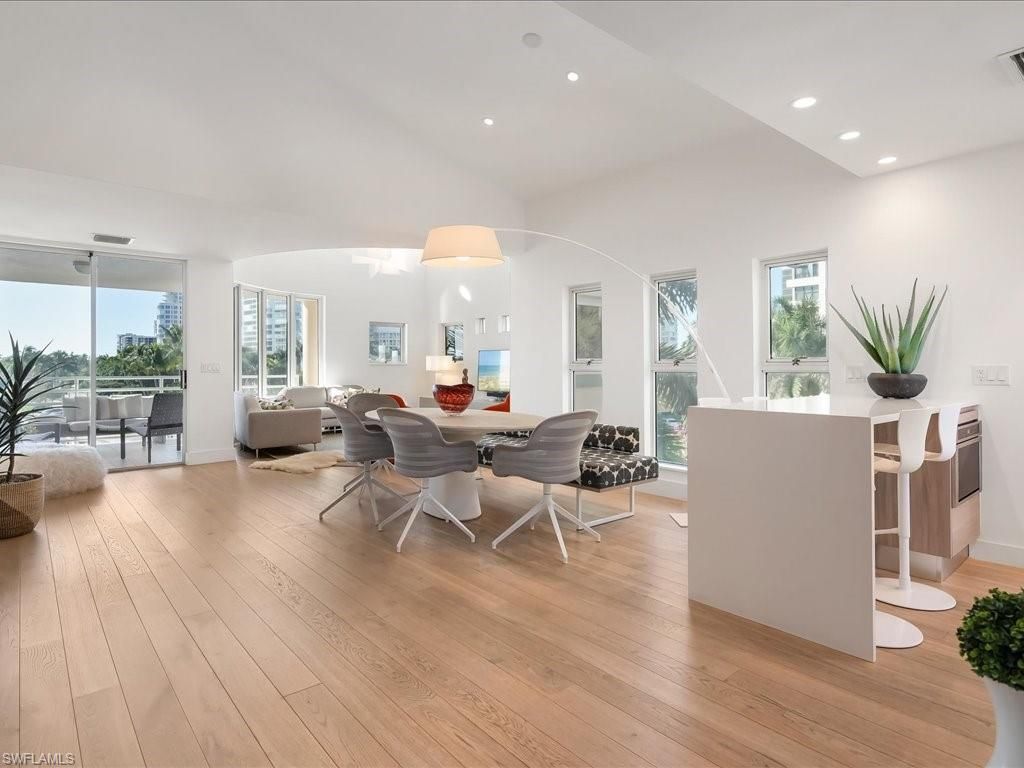 4500 Gulf Shore Blvd N, Unit 1-311, Naples, FL 34103 Photo