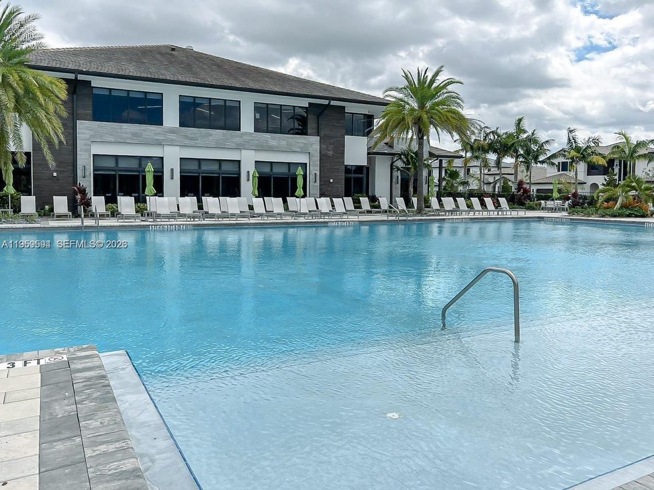 8001 NW 41st St , Unit F-206, Doral, FL 33166 Photo