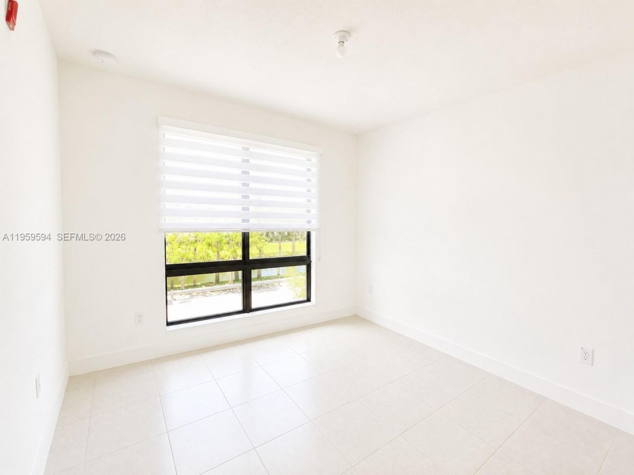 8001 NW 41st St, Unit F-206, Doral, FL 33166 Photo
