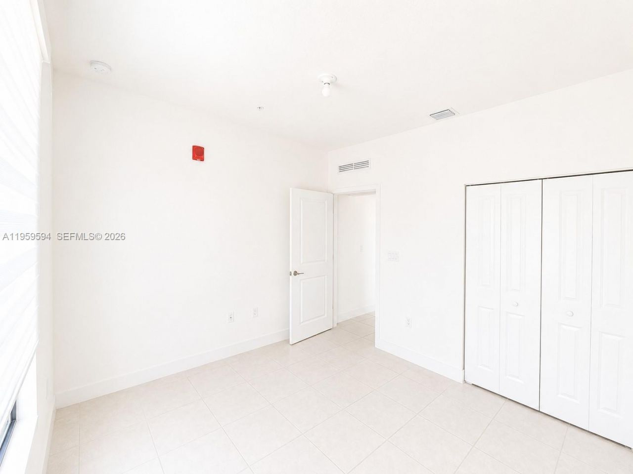 8001 NW 41st St, Unit F-206, Doral, FL 33166 Photo