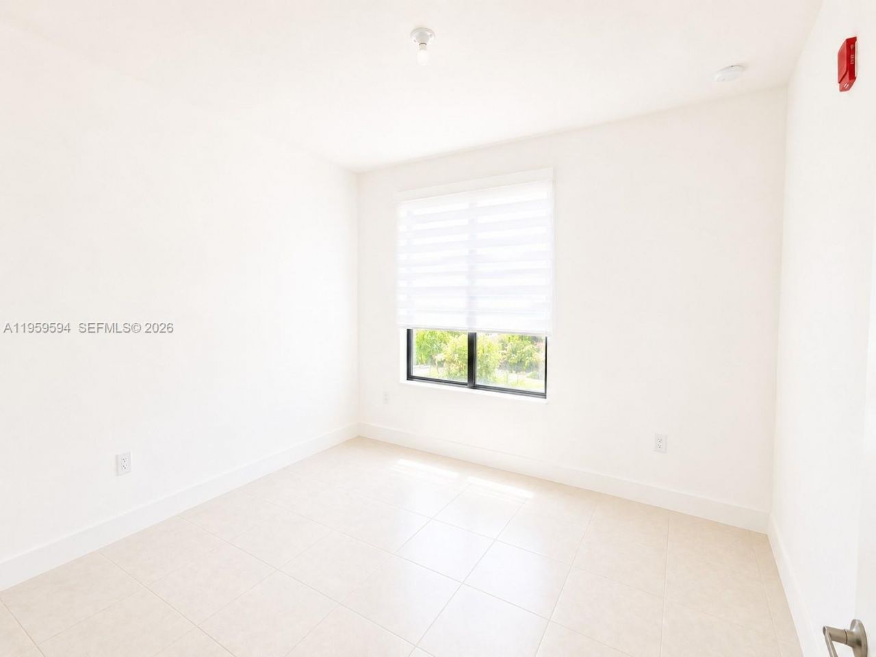 8001 NW 41st St, Unit F-206, Doral, FL 33166 Photo