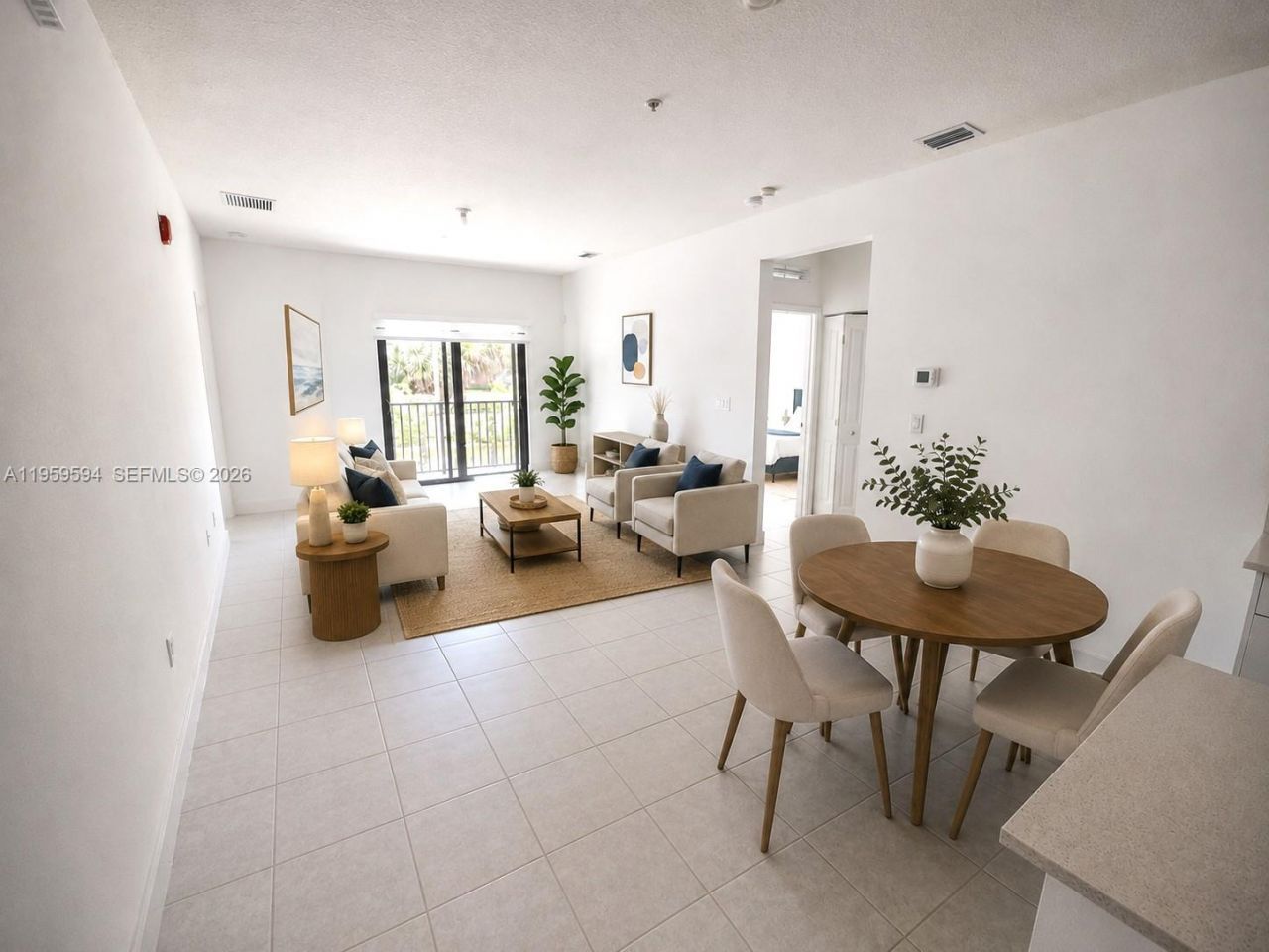 8001 NW 41st St, Unit F-206, Doral, FL 33166 Photo