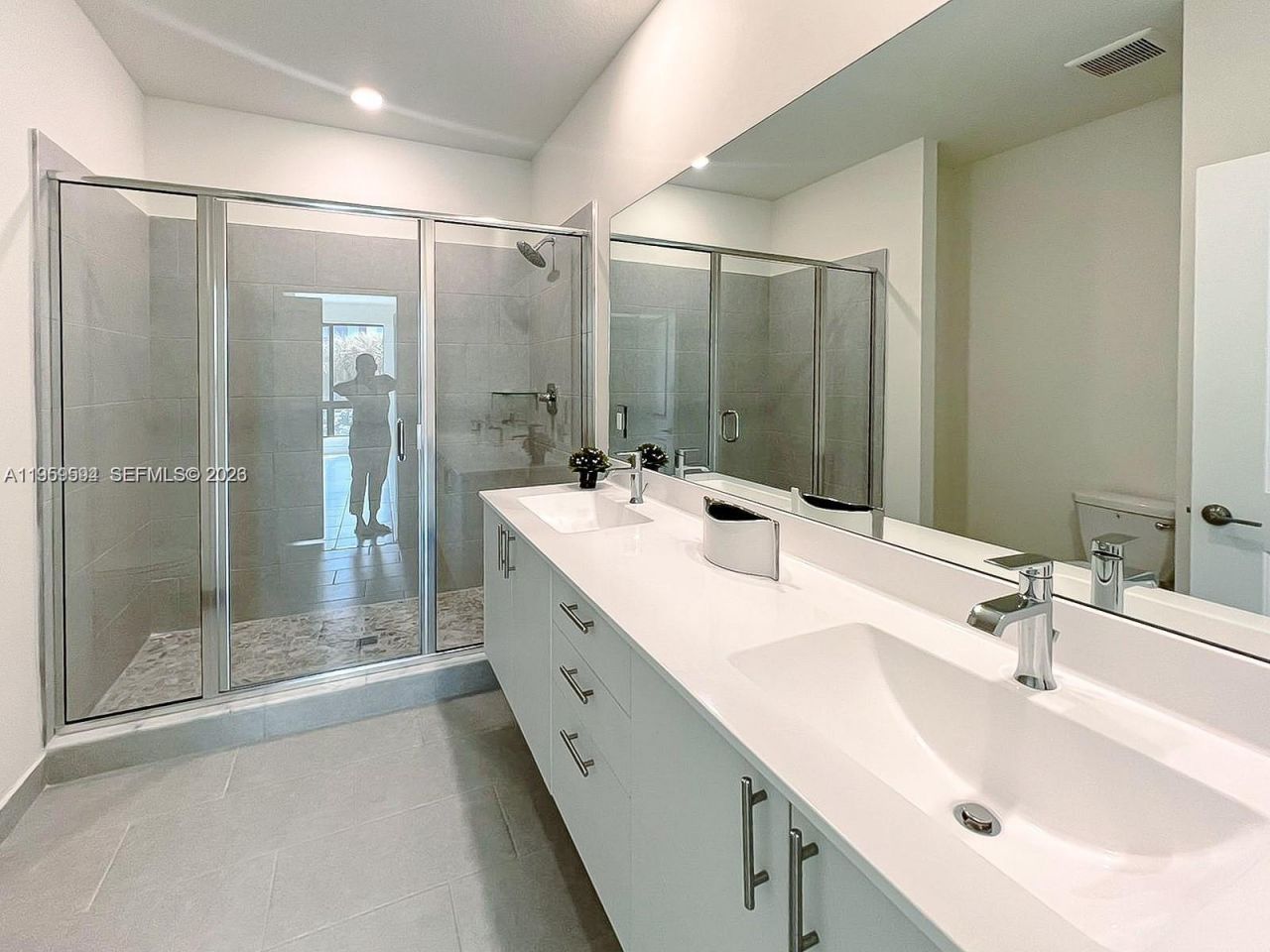 8001 NW 41st St , Unit F-206, Doral, FL 33166 Photo