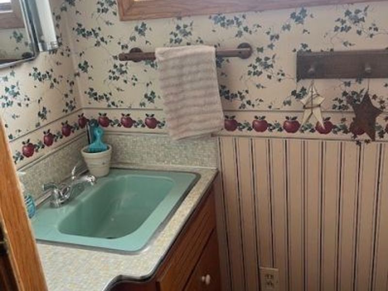 845 Saint Louis Avenue, Zanesville, OH 43701 Photo 13