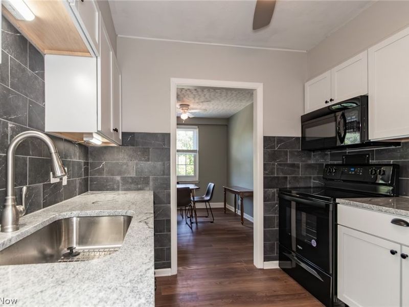 13800 Fairhill Road, Unit 419, Cleveland, OH 44120 Photo 13