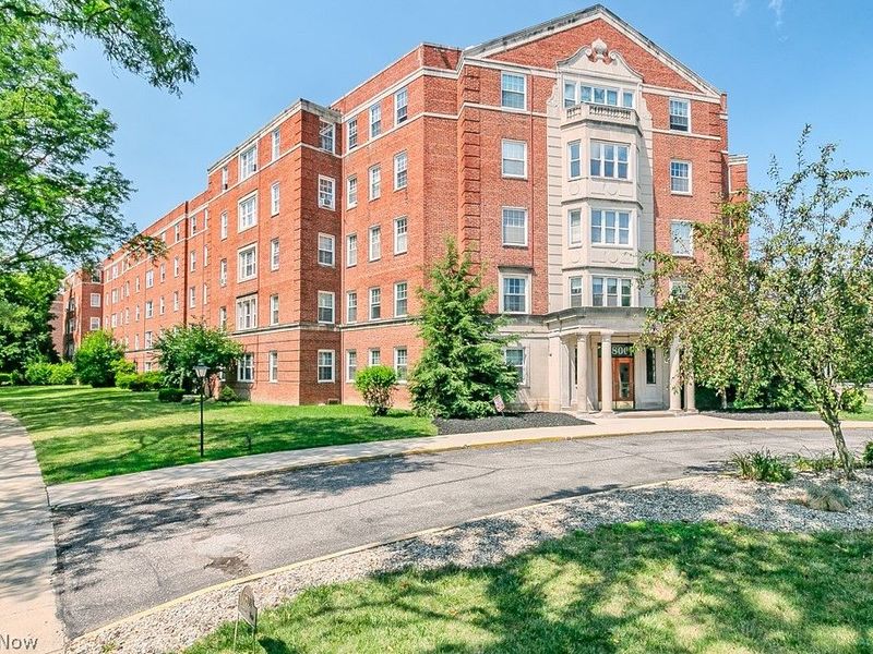 13800 Fairhill Road, Unit 419, Cleveland, OH 44120 Photo 26