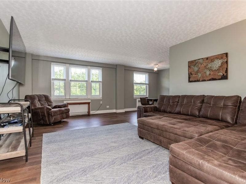 13800 Fairhill Road, Unit 419, Cleveland, OH 44120 Photo 4