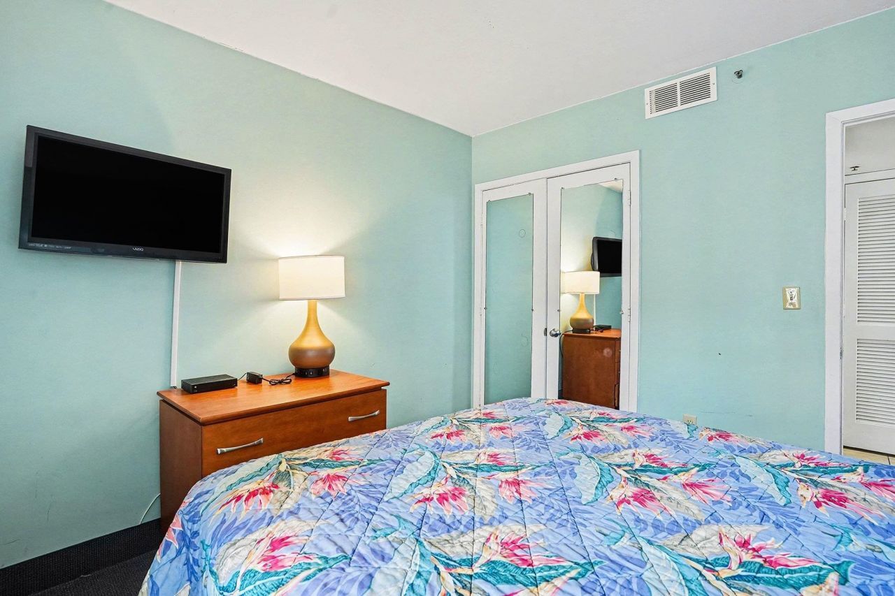 1605 S Ocean Blvd.  Photo 15