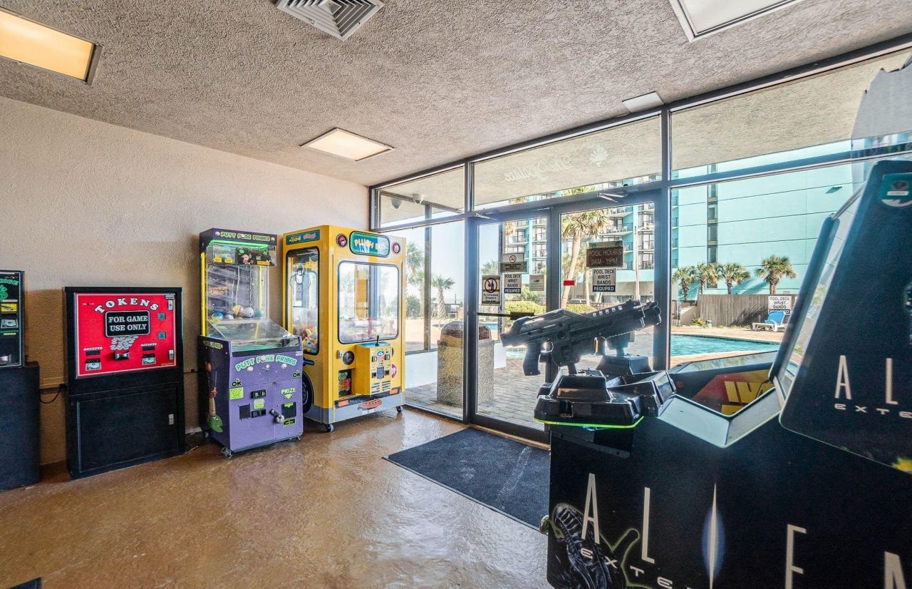 1605 S Ocean Blvd.  Photo 23