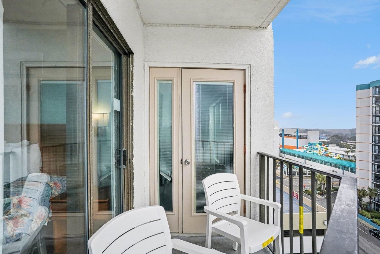 1605 S Ocean Blvd.  Photo 28