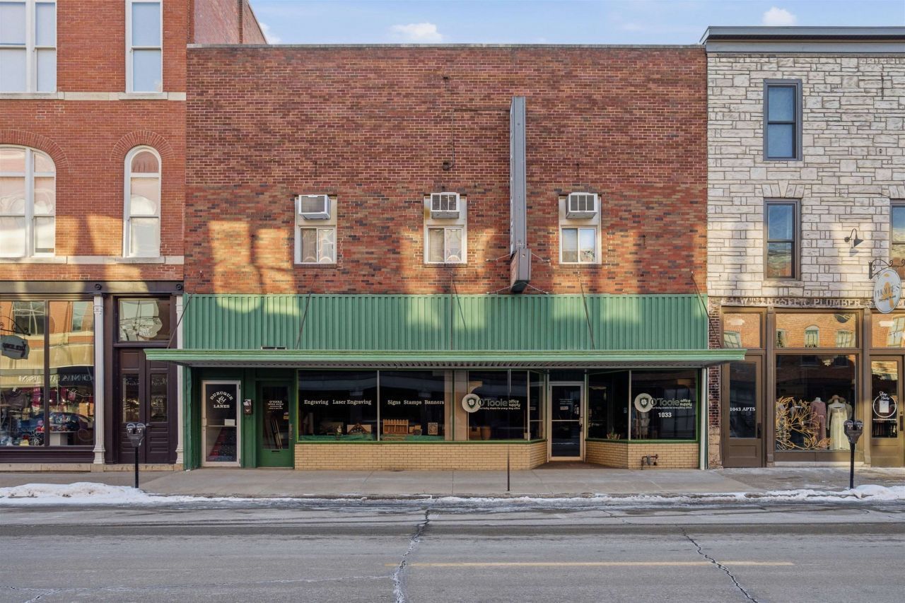 1033 Main Street, Dubuque, IA 52001 Main Photo