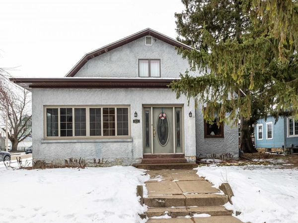 922 Lincoln Avenue, Dubuque, IA 52001