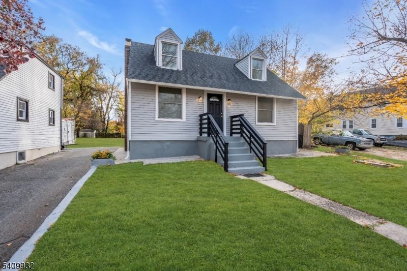 26 Center Oak Ave, Lawnside, NJ 08045 Main Photo