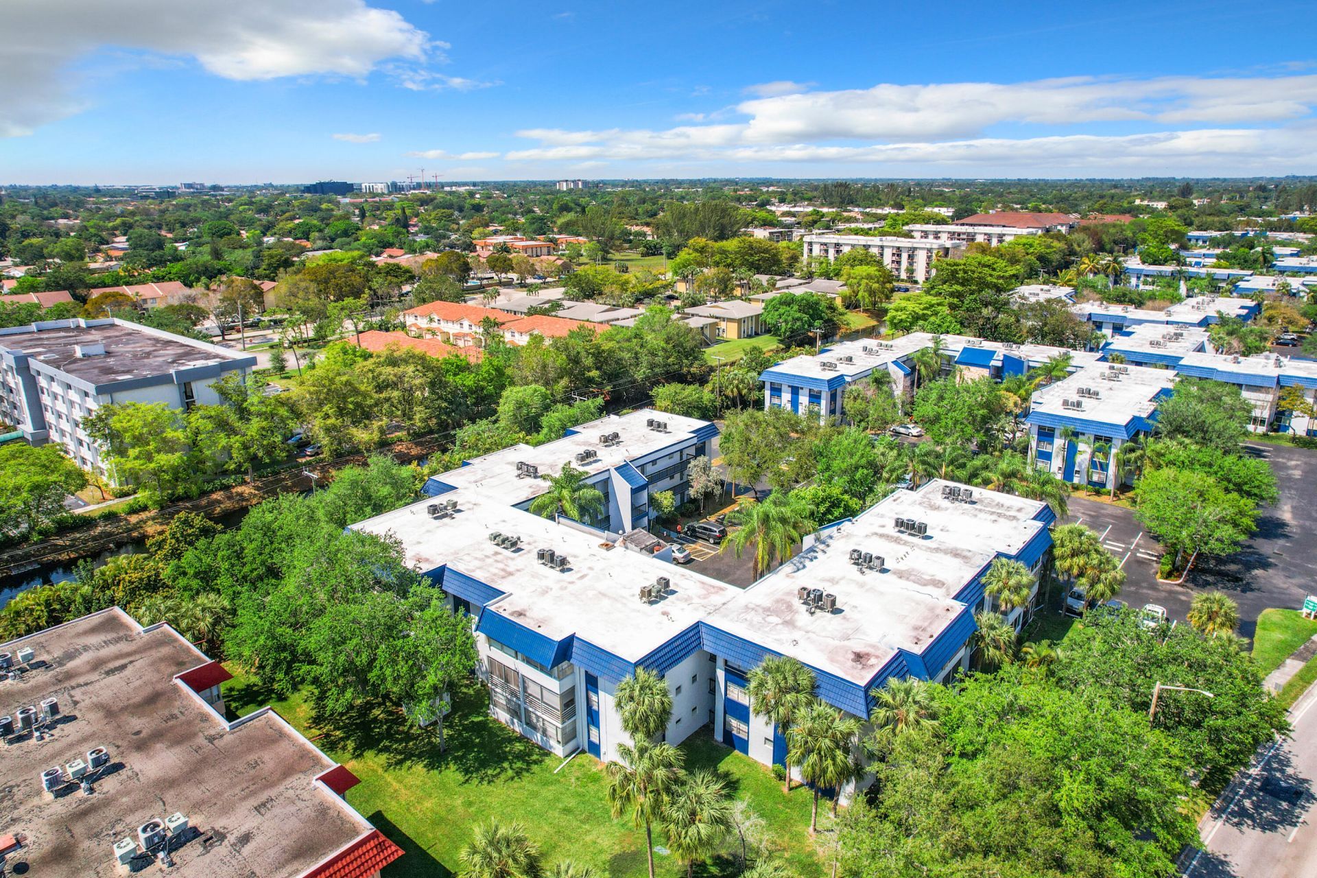 3060 Holiday Springs Boulevard, Unit 312, Margate, FL 33065 Photo