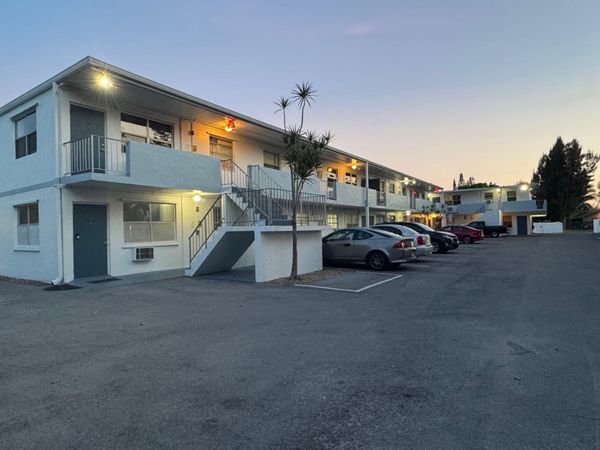 3211 SW 44th Street, Unit 209, Fort Lauderdale, FL 33312