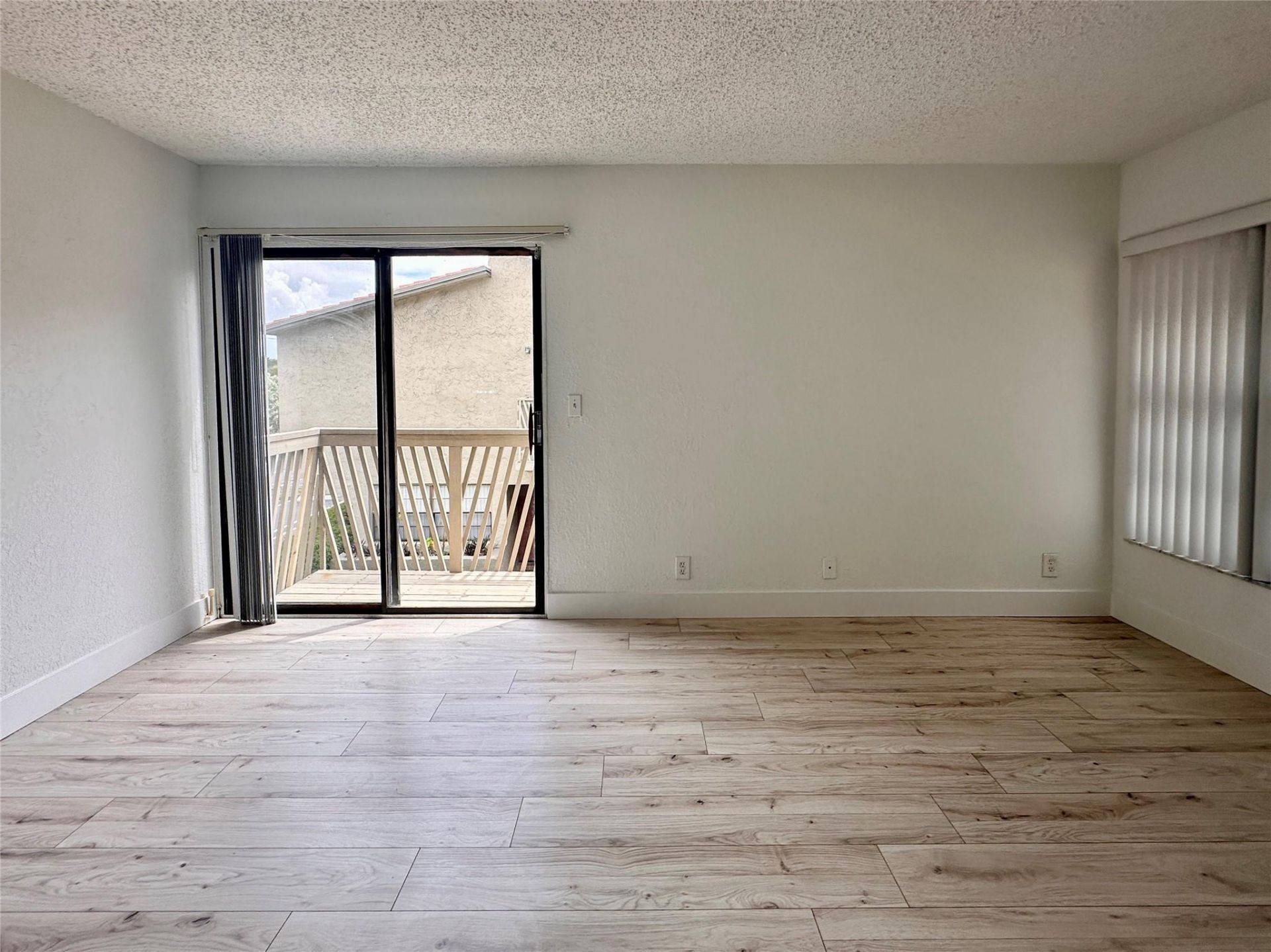 2580 Coral Springs Drive, Coral Springs, FL 33065 Photo