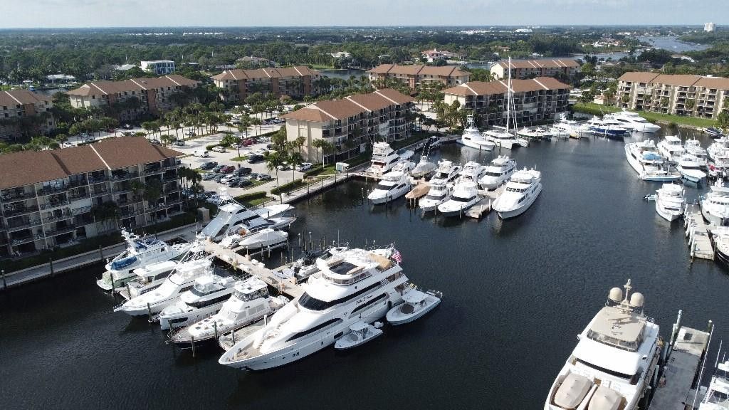 901 Seafarer Cir, Unit 101, Jupiter, FL 33477 Photo