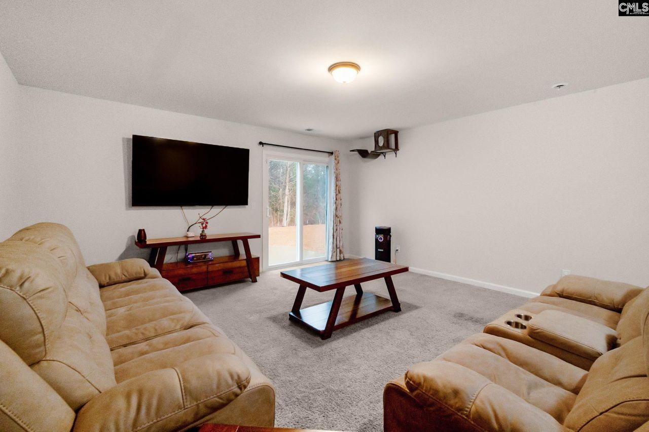 205 Carriagebrook Circle Photo 12