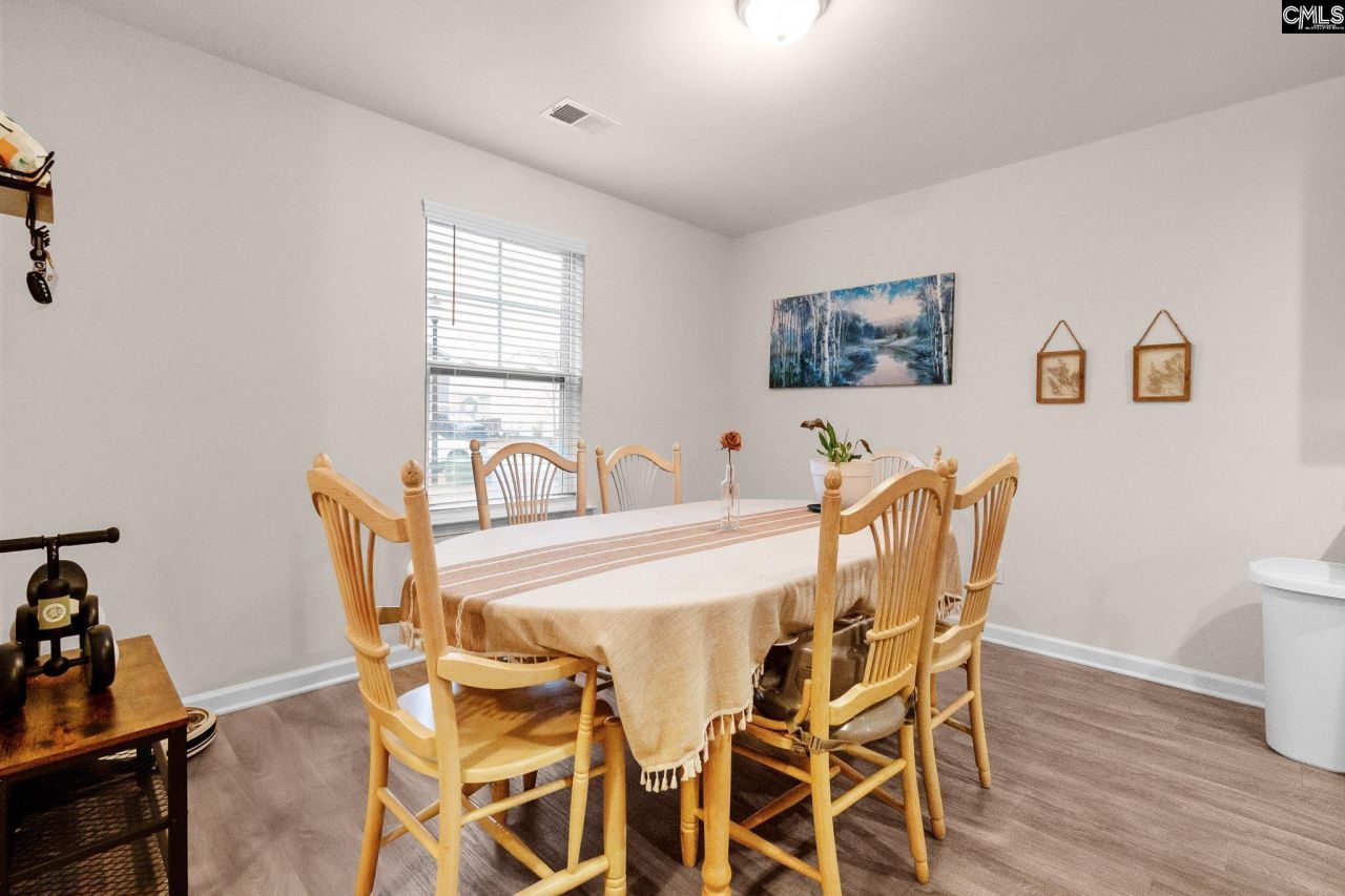 205 Carriagebrook Circle Photo 5