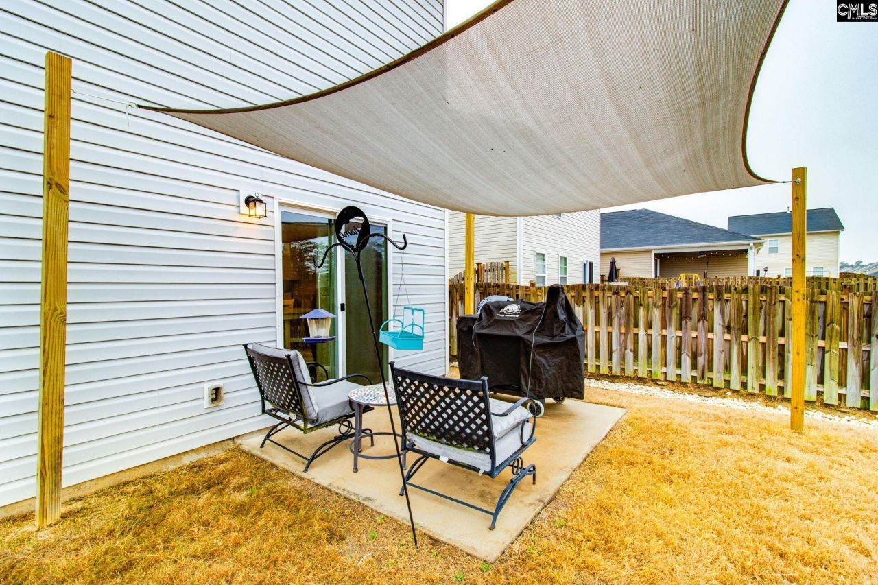 325 Chetsley Drive Photo 34