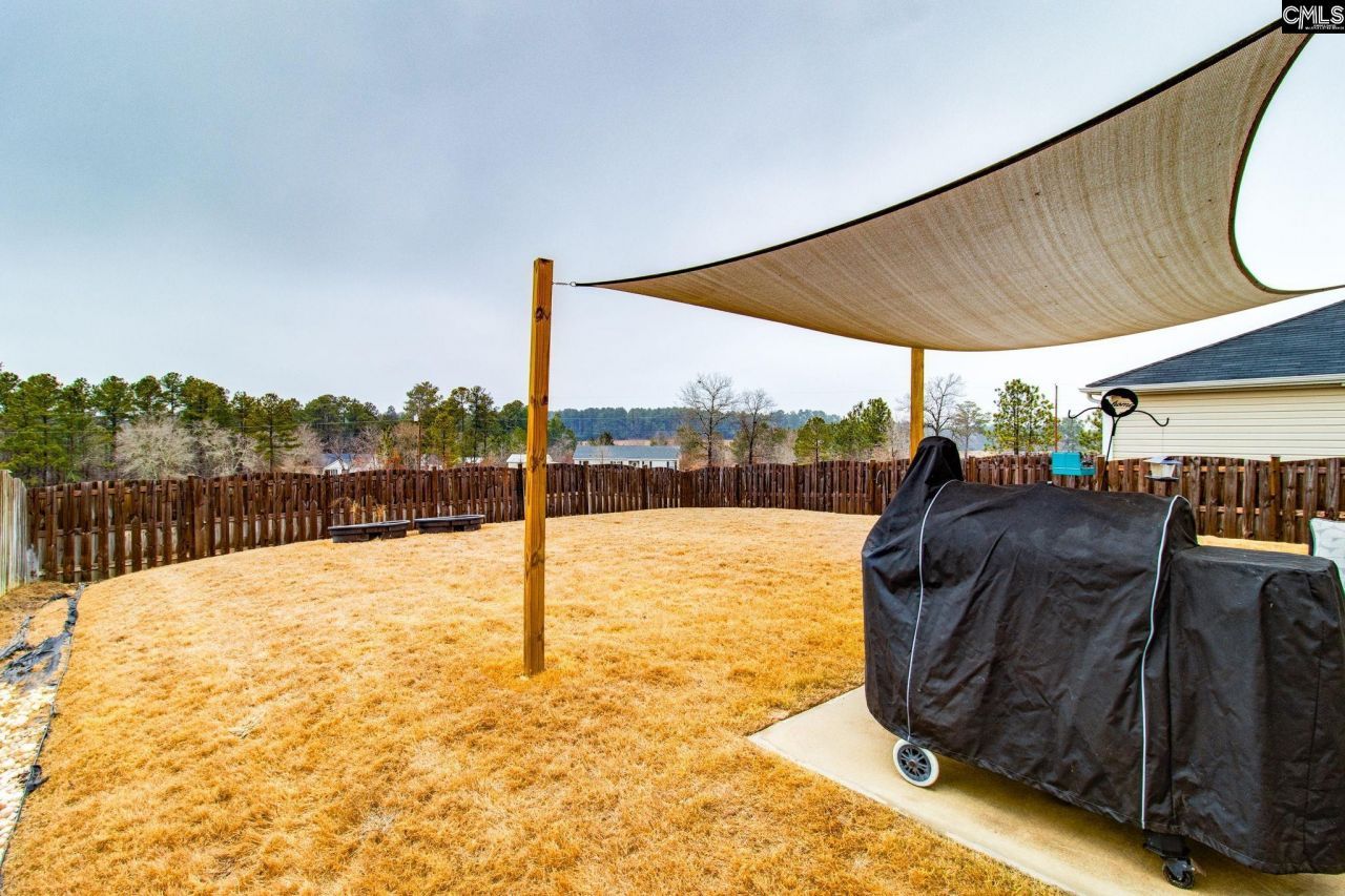 325 Chetsley Drive Photo 35