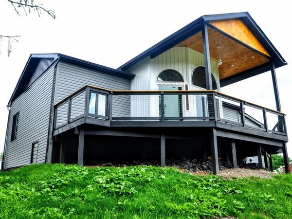 2040 Constitution Blvd, Elizabeth Twp, PA 15135