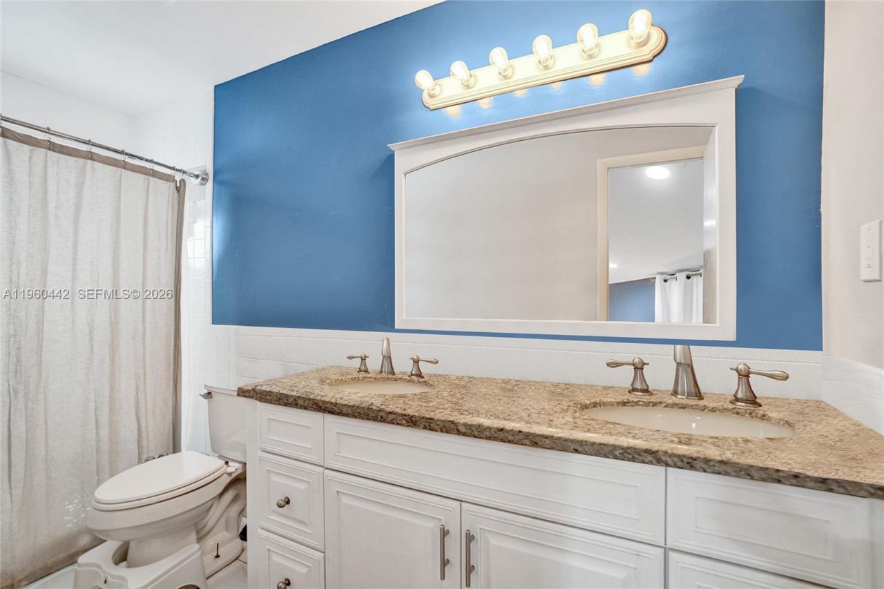 9607 NW 81st St , Tamarac, FL 33321 Photo