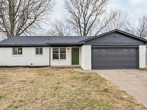 2114 S Hickory Avenue, Broken Arrow, OK 74012