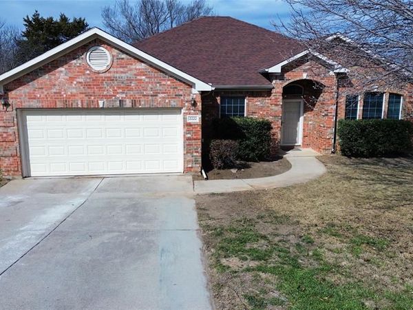 2222 Creek Side Drive, Weatherford, TX 76087