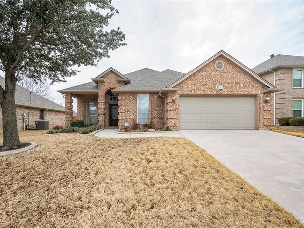 5717 Searcy Drive, Fort Worth, TX 76131