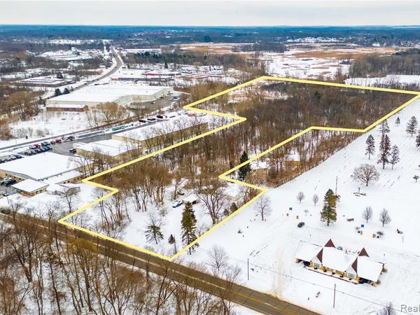 433 E South Street, Summit Twp, MI 49203