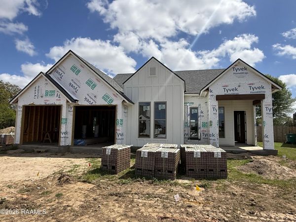 721 Whispering Meadows Road , Broussard, LA 70518