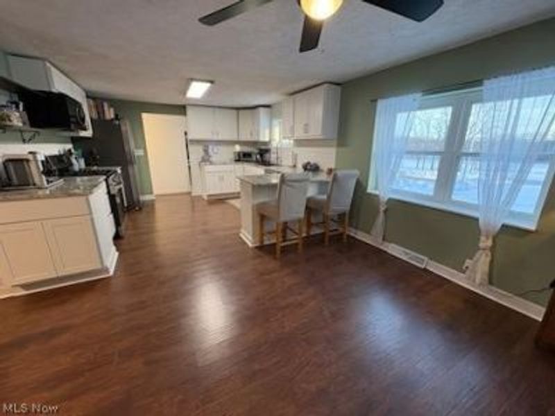 3915 Orchardview Drive SE, East Canton, OH 44730 Photo 17