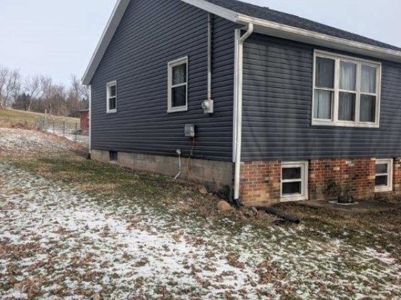 3915 Orchardview Drive SE, East Canton, OH 44730 Photo 3