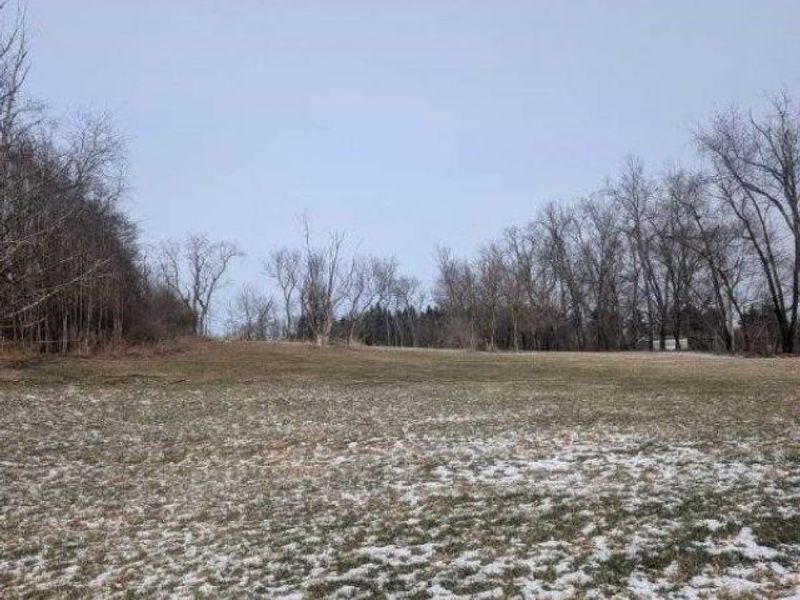 3915 Orchardview Drive SE, East Canton, OH 44730 Photo 5