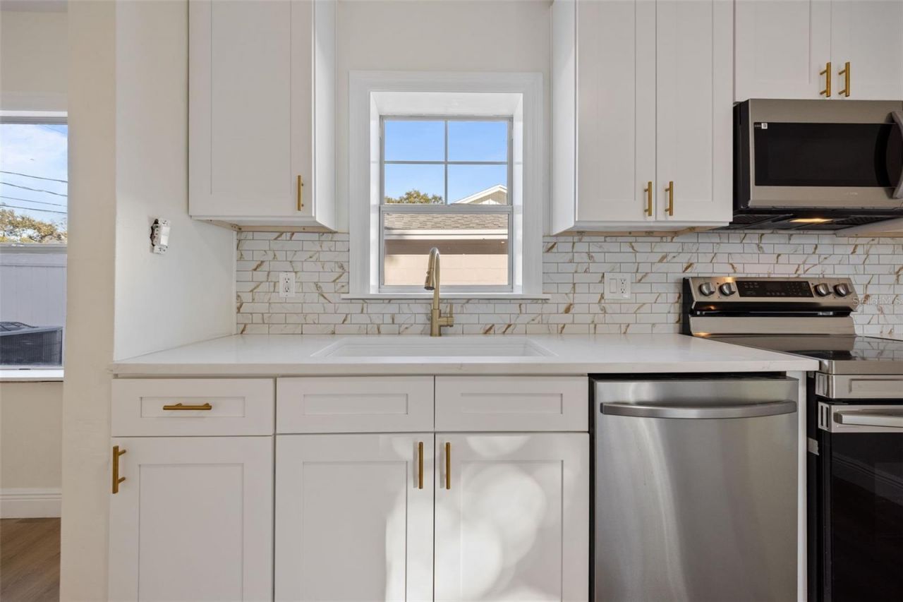 3821 6th Avenue N, Saint Petersburg, FL 33713 Photo