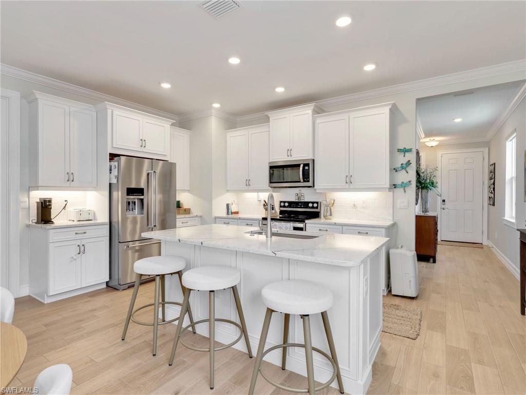 16805 Seasons Coast Dr, Bonita Springs, FL 34135 Photo