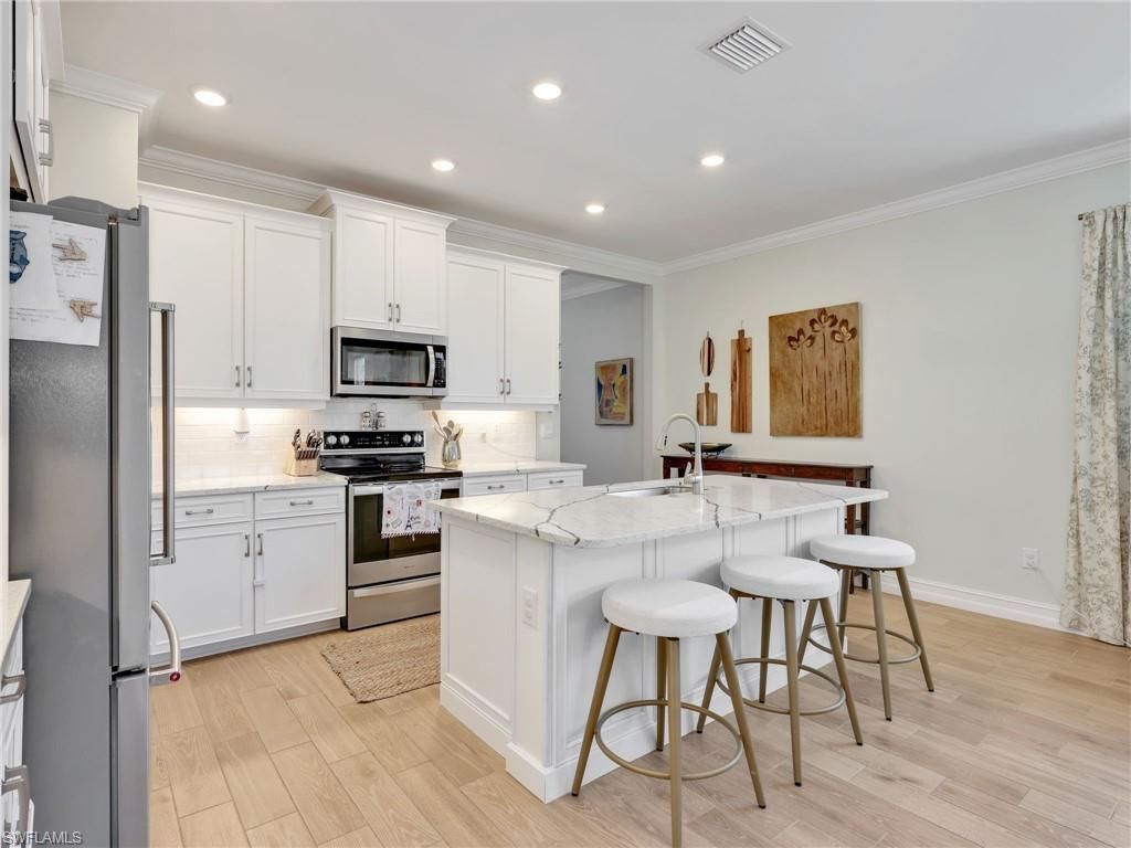 16805 Seasons Coast Dr, Bonita Springs, FL 34135 Photo