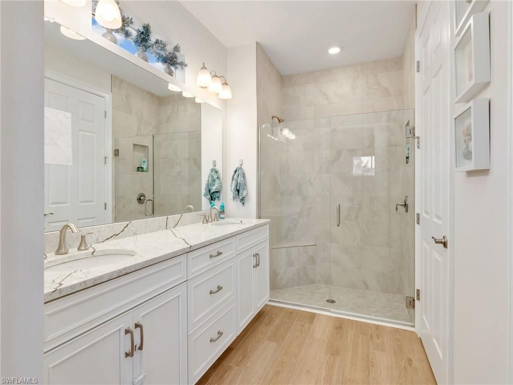 16805 Seasons Coast Dr, Bonita Springs, FL 34135 Photo