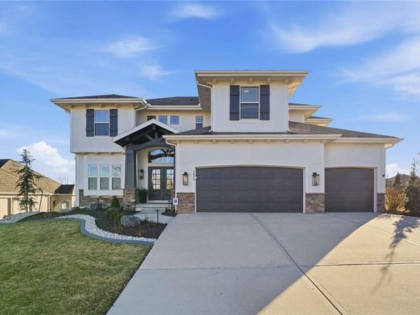 2809 NW Audubon Lane, Lee's Summit, MO 00000