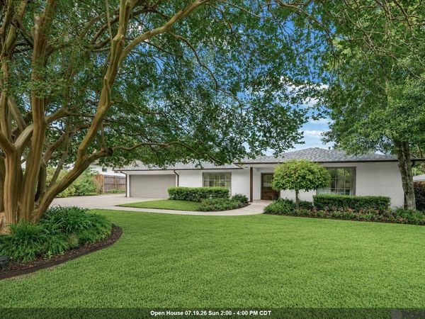 3055 Torrance Dr, Baton Rouge, LA 70809