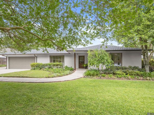 3055 Torrance Dr, Baton Rouge, LA 70809