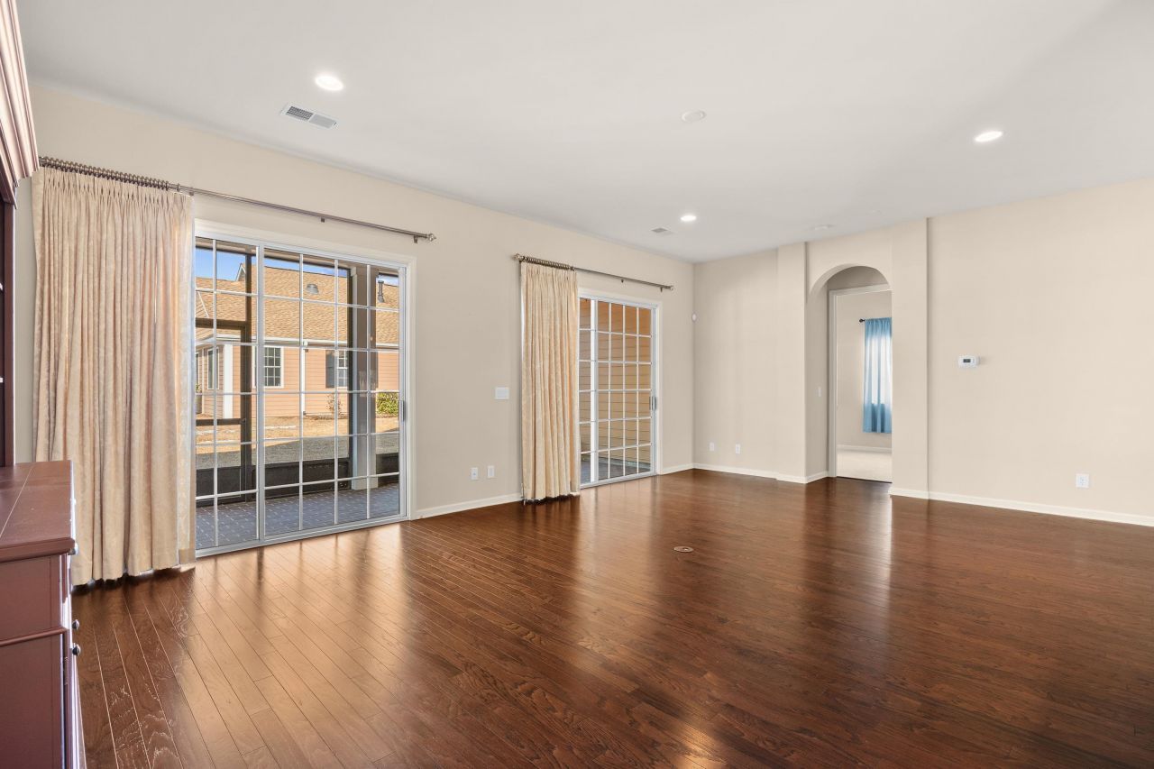 1006 Nittany Ct. Photo 16
