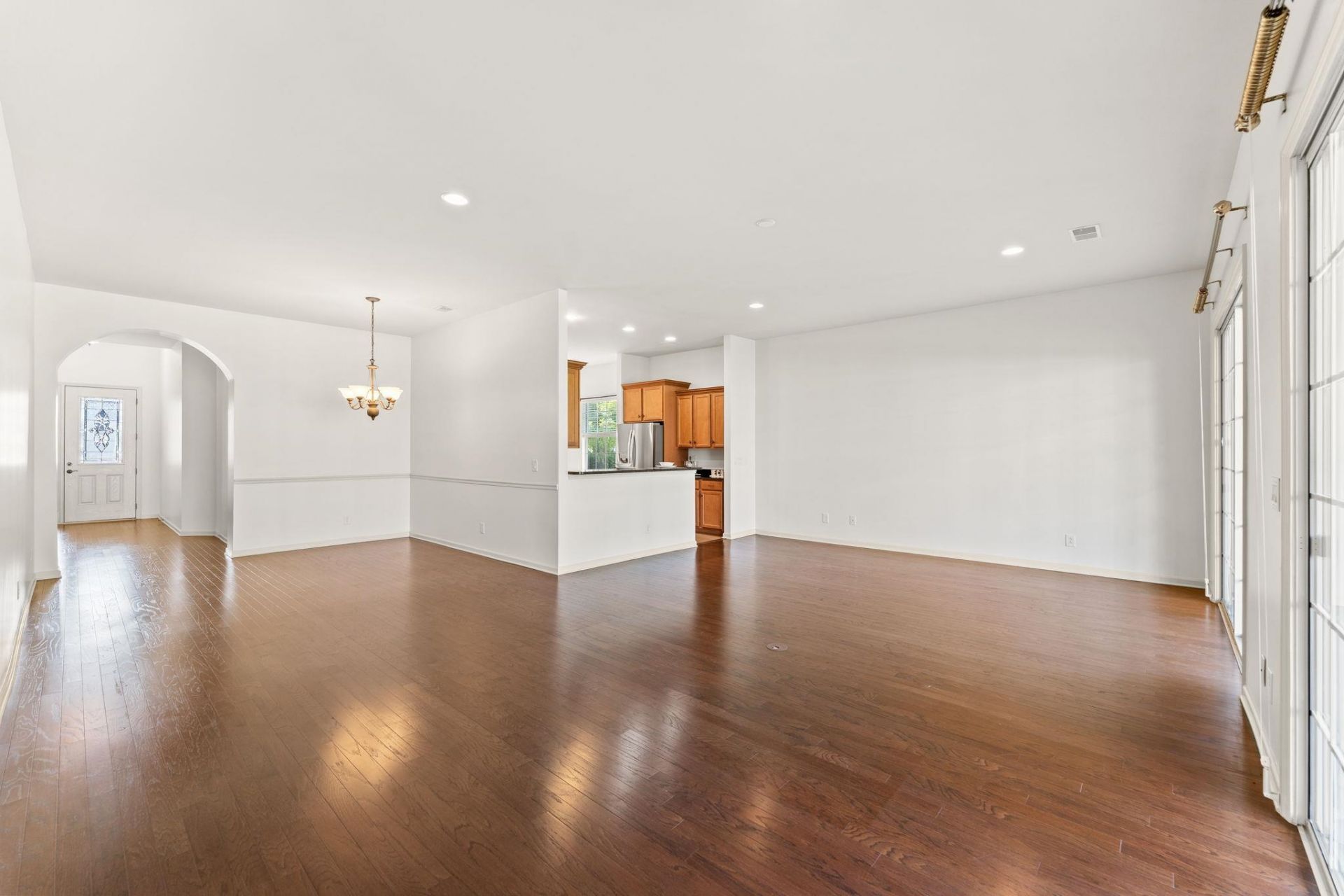 1006 Nittany Ct. Photo 5